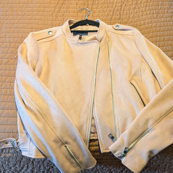 Women's Cream Jacket - Picture 1 of 2